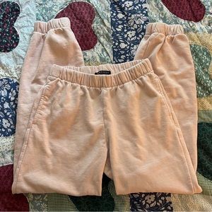 🎀Brandy Melville Light pink sweatpants🎀